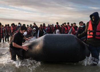 Ministria e Brendshme e Britanisë së Madhe: Kufiri vjetor i refugjatëve do të zbatohet në janar 2025