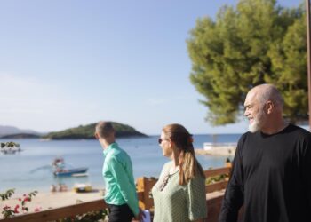 “Ksamili, një perlë e Mesdheut”, Rama: Përcaktojmë prioritetet e investimeve për zhvillimin e turizmit