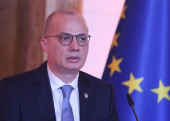 Ministri i Jashtëm serb bojkotoi foton familjare/ Hasani: Respektova protokollin e Procesit të Berlinit