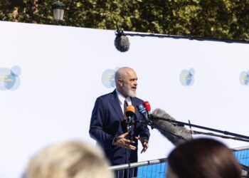 Samiti në Spanjë/ Rama për veriun e Kosovës: Situatë e rrezikshme, të merren masa para se të jetë vonë