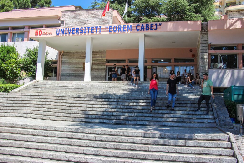 Tarifa dhe akomodim falas, studentë nga Presheva regjistrohen në Universitetin e Gjirokastrës