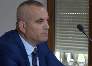“Iu ka raportuar vartësve se…”, Burime: Ardi Veliu largohet nga posti i drejtuesit të AMP