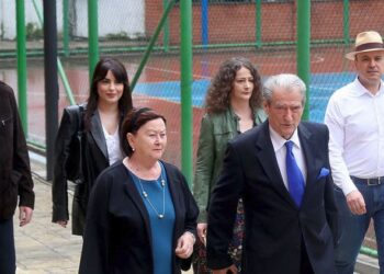 SKEDA / 15 dokumenta e dëshmi, që çuan në pranga Malltezin dhe izoluan Berishën brenda kufijve