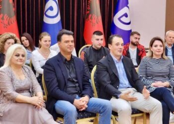 Basha ‘ngec’ te emri i Berishës: Ndëshkimi i korrupsionit në nivelet e larta, fillimi i ndryshimit të vërtetë për Shqipërinë