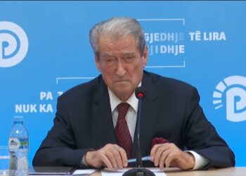 “Partizani”/ Gazetari: Kush po e tmerron Berishën, që s’guxon ta përmendë për këtë që po i ndodh, njësoj si me Fatmir Haklajn