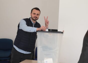 Kreu i FRPD-së premton “revolucion”: Do të ketë protesta të forta me përplasje