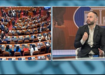 Anëtari i KK të PD: Berisha ka bashkëpunuar me bandën Bajri për vota e me një eksponent të lojërave të fatit në Patok, ka foto