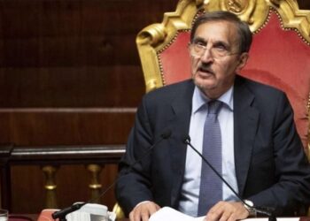 VIDEO/ Gafa e presidentit të senatit në Itali me Tabakun: A është akoma ajo shqiptarja atje?