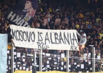 “Kosova është Shqipëri”/ Reagon ekipi grek i AEK për banerin: Neveritëse! Do gjejmë përgjegjësit, do i përjashtojmë përgjithmonë