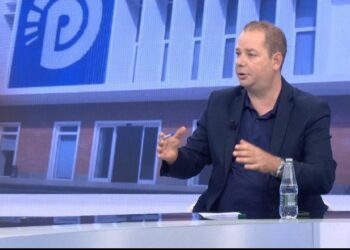 “Shkroi rezolutën për largimin e Berishës…”/ Kulluri: Tre shkeljet e rënda në statut që sollën përjashtimin e Bardhit nga PD