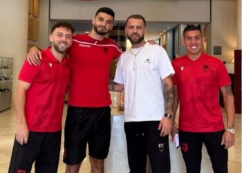 VIDEO/ Luiz Ejlli nuk gjen biletë për ndeshjen e Kombëtares: Është shumë vonë. Gjithsesi ju uroj fitore…!