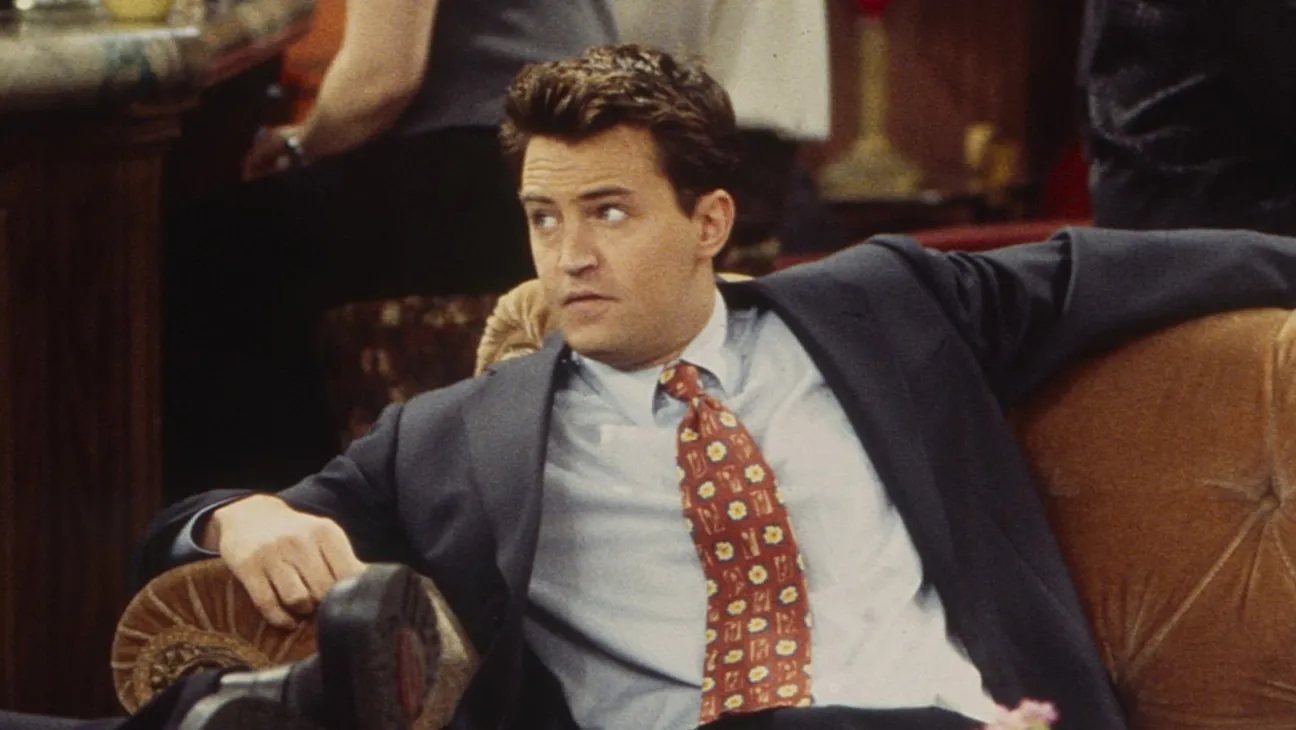 Matthew Perry: Friends i sollën famën, por nuk ia mposhtën “demonët” personalë