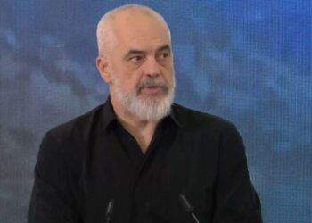 Bilanci i sezonit/ Rama: Mund të arrijmë 10 milion turistë. Nami i madh mos të na kthehet në bumerang