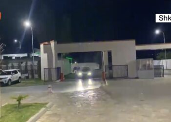 Babai kishte urdhër mbrojtjeje ndaj tij, arrestohet i biri 37-vjeçar që e dhunoi