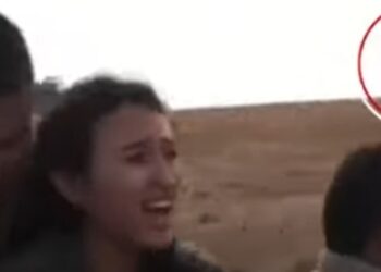VIDEO| Militantët e Hamasit rrethojnë të riun dhe i rrëmbejnë vëllain dhe partneren para syve