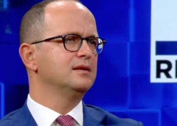 “Imazhi i Shqipërisë vetëm në rritje”, Bushati: Jemi gabimisht në rajon, s’kemi asnjë konflikt
