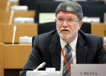 Eurodeputeti: Veprime të rrepta ndaj Serbisë nëse Radoiçiç nuk ekstradohet në Prishtinë
