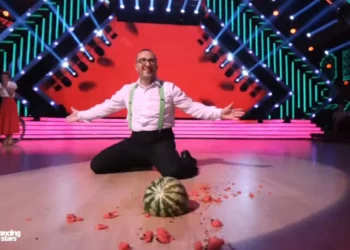 E papritur! Saimir Korreshi thyen krahun, në pikëpyetje vazhdimi i garës në “Dancing With The Stars”