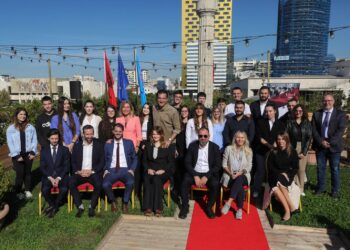Samiti i Procesit të Berlinit, Veliaj: Kartolinë e bukur për Tiranën, më e mira është përpara