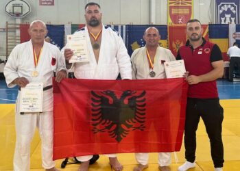 62-vjeçari shqiptar fiton medalje ari në xhudo: Do merrem me sport edhe për 10 vite