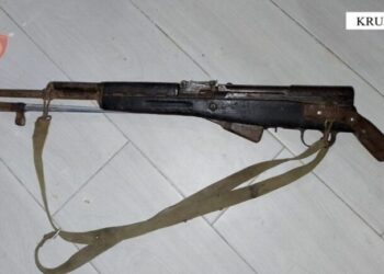 U kap me armë në banesë, arrestohet 55-vjeçarit në Krujë