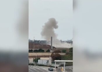VIDEO/ Frikë dhe panik mes pasagjerëve, Hamasi sulmon me raketa aeroportin e Tel Avivit në Izrael
