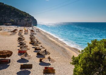 Media amerikane, “Thrillist”: Riviera Shqiptare, perla e fshehur e Evropës