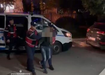 Policia ‘zbarkoi’ në 3 qytete/ Balla flet për aksionin për kapjen e personave në kërkim: Kjo shpërfillje e rëndë ndaj ligjit dhe arrogancë e hapur…!