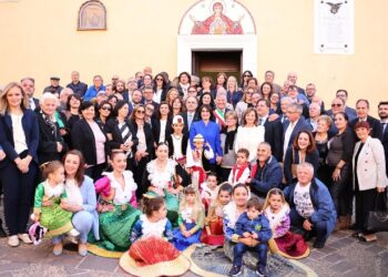Begaj viziton shtëpinë e Jeronim De Radës. Nderon poetin arbëresh Zef Serembe me titullin e lartë “Gjergj Kastrioti Skënderbeu”