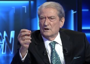 Berisha shton dozën e sulmeve ndaj njerëzve të drejtësisë: Prokurorja Millonai është bandite!