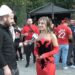 Me veshjen unike, flamurin kuqezi, tifozja e zjarrtë vjen nga Brukseli për të mbështetur kombëtaren në sfidën me Çekinë