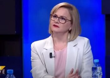 Emri i kreut të Grupit të PD/ Kryetarja e Komisionit të Ligjeve: Situatë kaotike! S’mund të presin të hyjmë ne dhe ta zgjidhim
