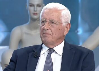 Neritan Ceka: Ja kur ka rënë ‘Miti Berisha’. Shqiptarët presin ‘peshkun e madh’. Në histori do kujtohet për…!
