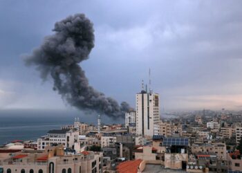 Mbi 1100 viktima në Izrael dhe Gaza, SHBA i premton avionë Tel Avivit, lufta rrit çmimin e karburanteve