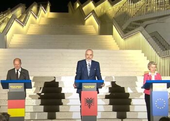 LIVE/ Samiti i Berlinit në Tiranë, Rama, Scholz e Von der Leyen konferencë të përbashkët: Këto kohë farkëtuan bashkëpunimin tonë falë BE…!