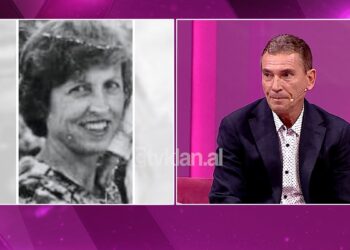 Nëna biologjike i ka ndërruar jetë, 53-vjeçari sheh për herë të parë imazhin e saj