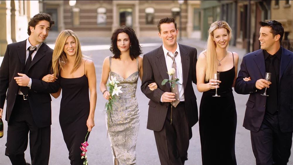 Yjet e “Friends” reagojnë për vdekjen e Perryt: Ne ishim më shumë se shokë…