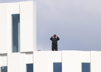 FOTOLAJM/ Si po ruhen liderët e BE-së dhe Ballkanit Perëndimor në Tiranë
