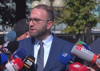 Bllokimi i Kuvendit, ankohet Bardhi: Nuk po na respektohen të drejtat kushtetuese!