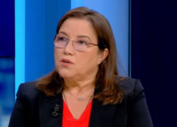 Berisha kallëzoi gjyqtaren, Gjikondi: Kur s’i bindesh të bën kundërshtar. I mësuar të bëjë krime nën petkun e politikës