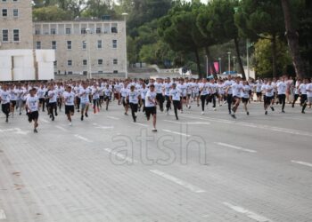 “Fun Run Tirana”, nxënësit e shkollave 9-vjeçare dhe gjimnazeve të Tiranës marrin pjesë në garë