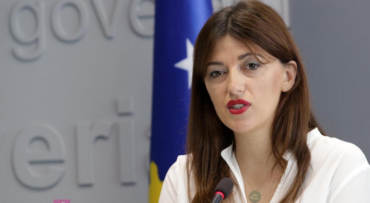 Ministrja Haxhiu: Radojiçiç duhet të gjykohet në Kosovë