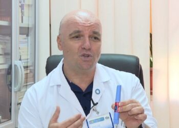 Mjekët, këshilla obezëve: Dobësimi me gjilpërë, i dëmshëm! Mjekët: Nuk rekomandohet për ata që nuk vuajnë nga diabeti