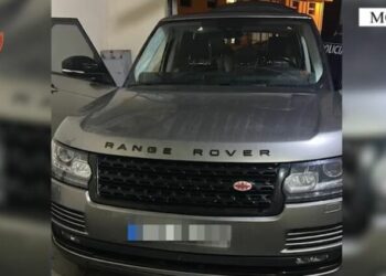 Me pistoletë, municione luftarake dhe spray në ‘Range Rover’, arrestohet turisti çek në Morinë