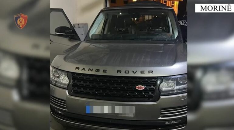 Me pistoletë, municione luftarake dhe spray në ‘Range Rover’, arrestohet turisti çek në Morinë