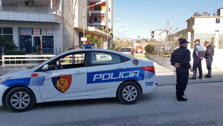 FOTO/ Plagosi shokun e lagjes dhe ‘ia mbathi’, policia në ndjekje të 18-vjeçarit