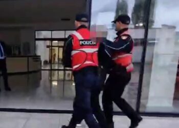 Përshtati “shtëpinë e barit” në Shkodër, arrestohet 31-vjeçari