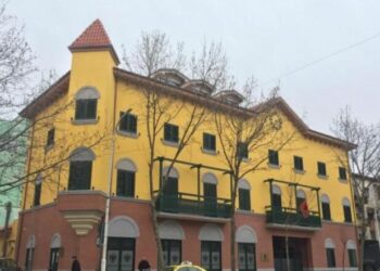 Gati ligji i ri/ Prefekti ka të drejtë të propozojë shkarkimin e kryetarit të Bashkisë! Zbardhet drafti
