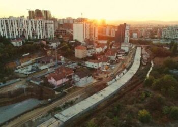 Politika në Kosovë përplasje të fortë publike, Përparim Rama: Motra e deputetes së VV-s bllokoi punimet e rrugës