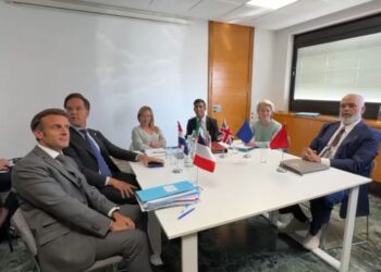 Samiti i Komunitetit Politik Evropian, Rama takim me liderët e BE dhe homologun e Britanisë së Madhe